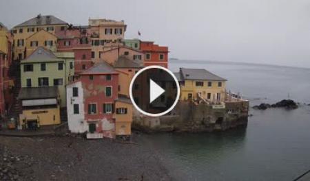 Webcam Genova, Boccadasse - Skyline Webcams