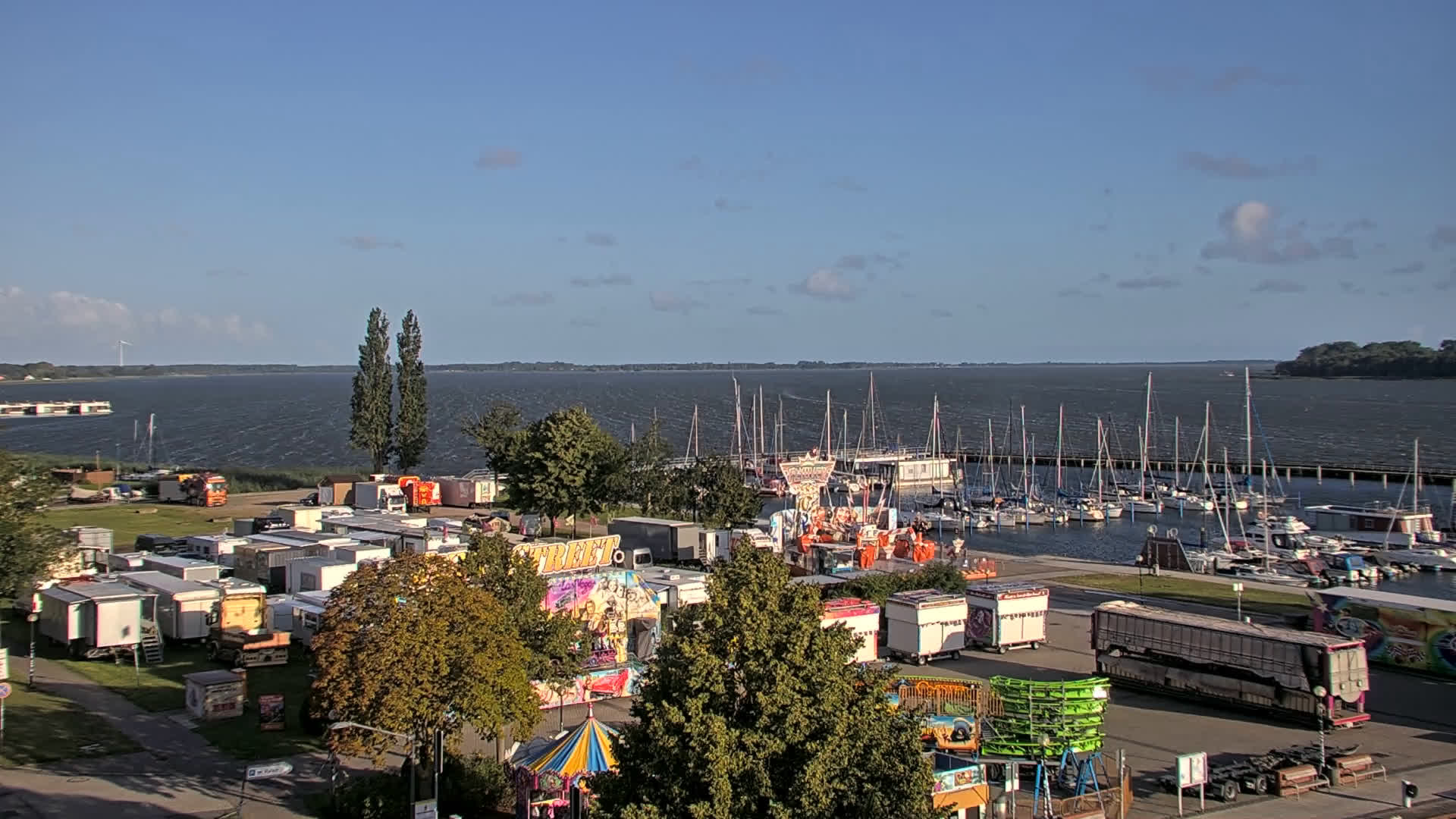 Webcam Ribnitz Damgarten HD Stream Stadthafen Webcam Galore