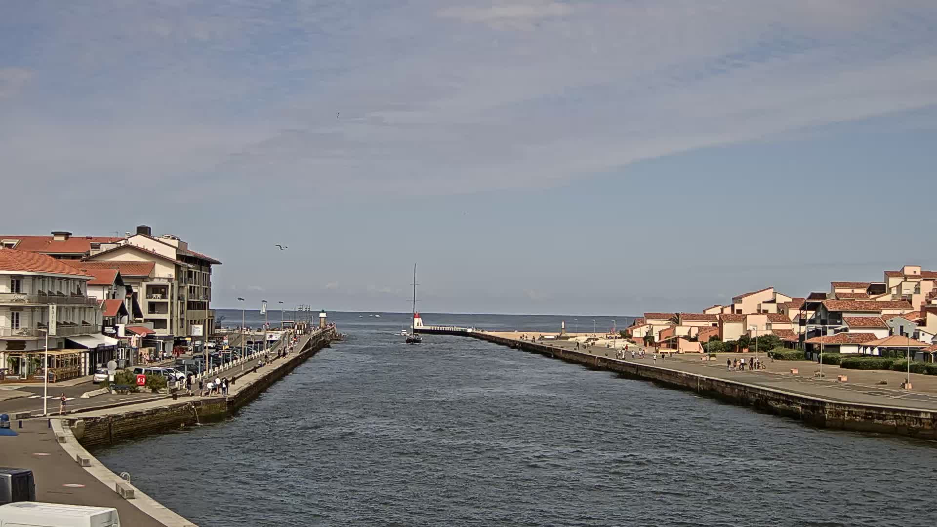 Webcam Capbreton: Entrée du port