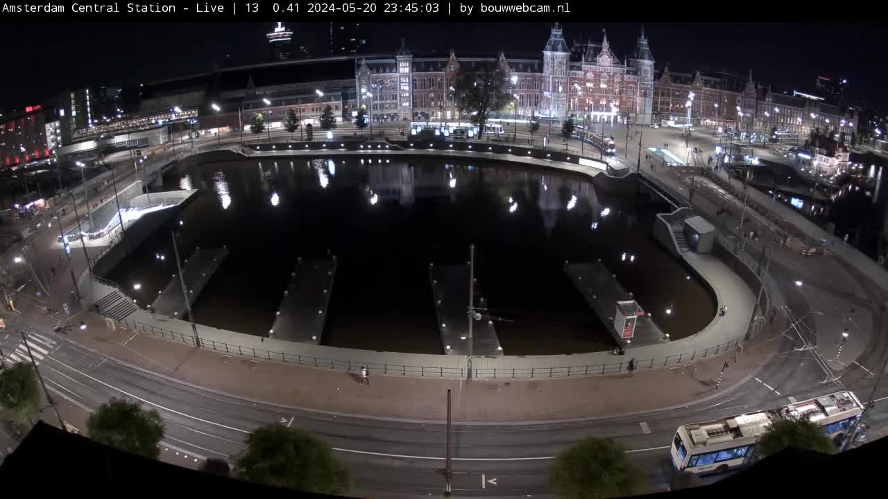 Amsterdam Mer. 00:05