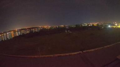 Brasília Man. 03:30