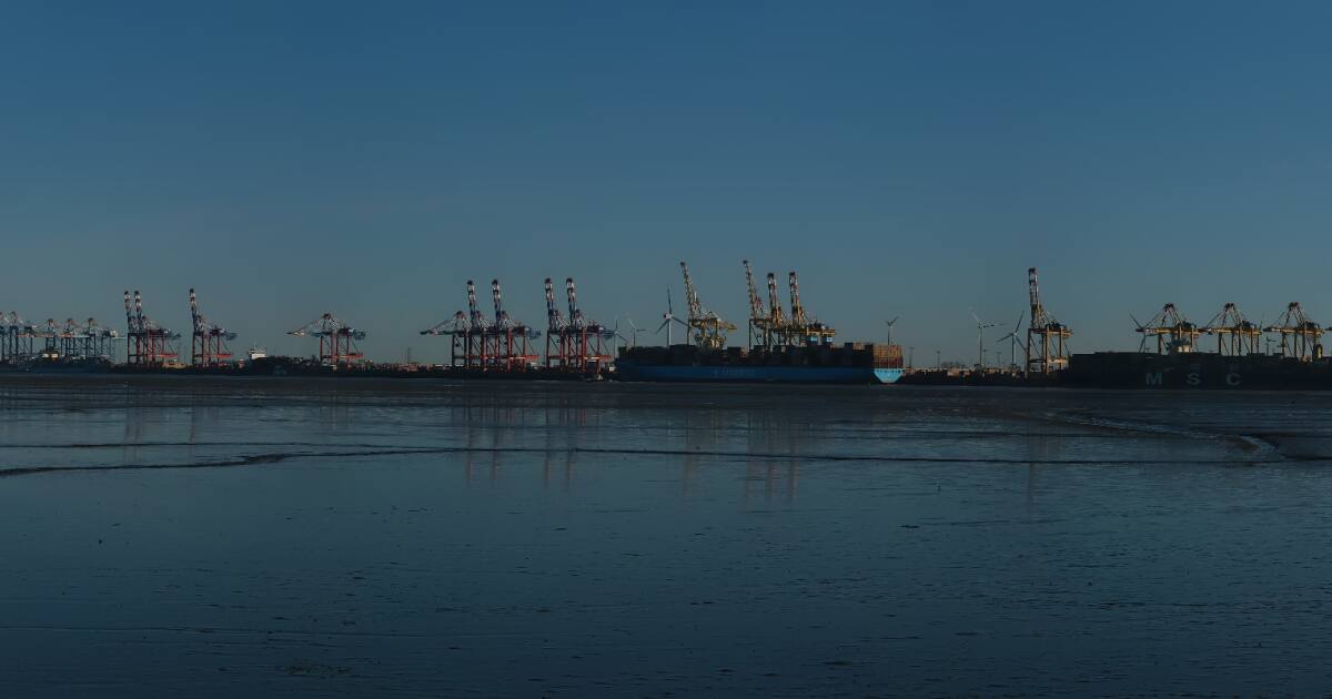 Bremerhaven Mo. 08:35