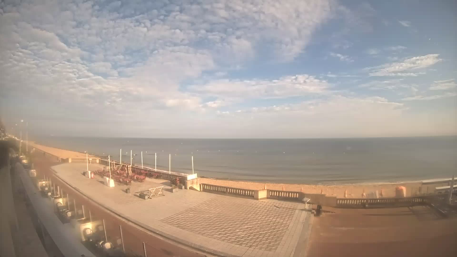 Cabourg Søn. 08:17