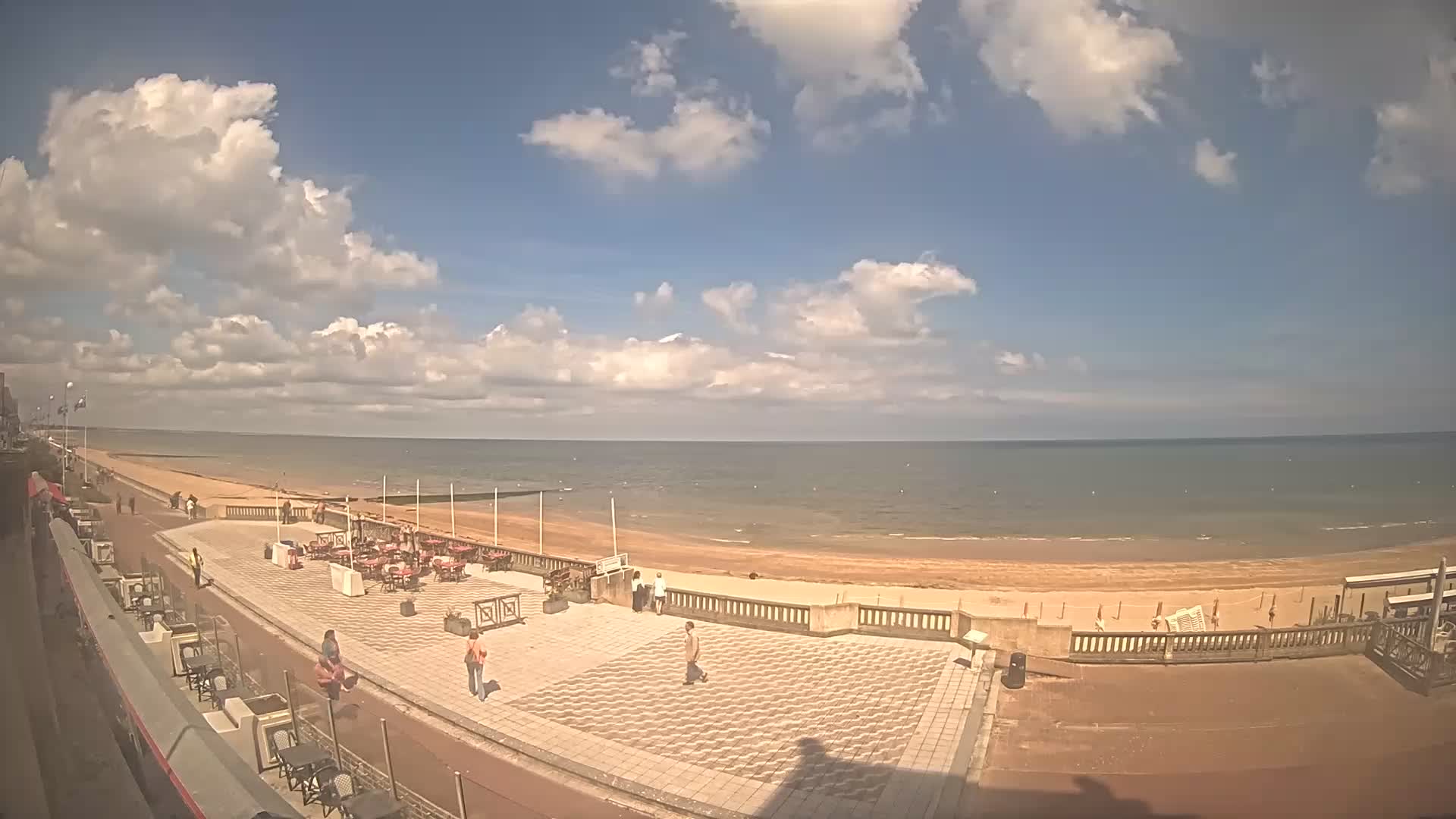 Cabourg Sat. 12:17