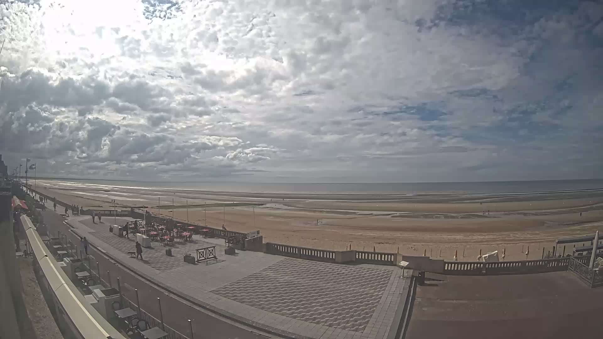Cabourg Dom. 17:17