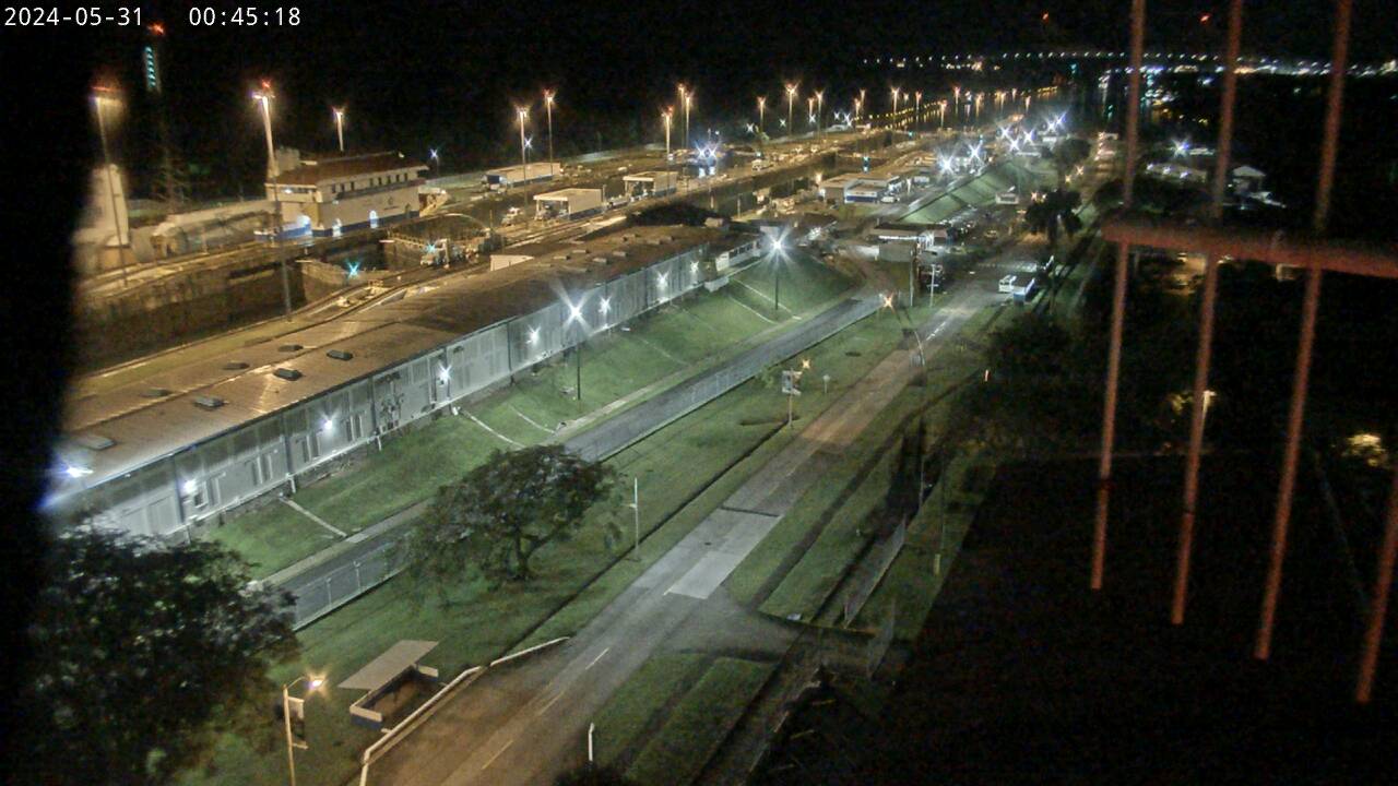 Canale di Panamá Lun. 00:47