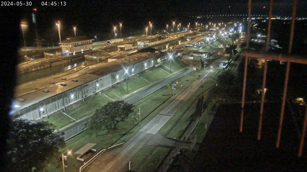 Canale di Panamá Lun. 04:47