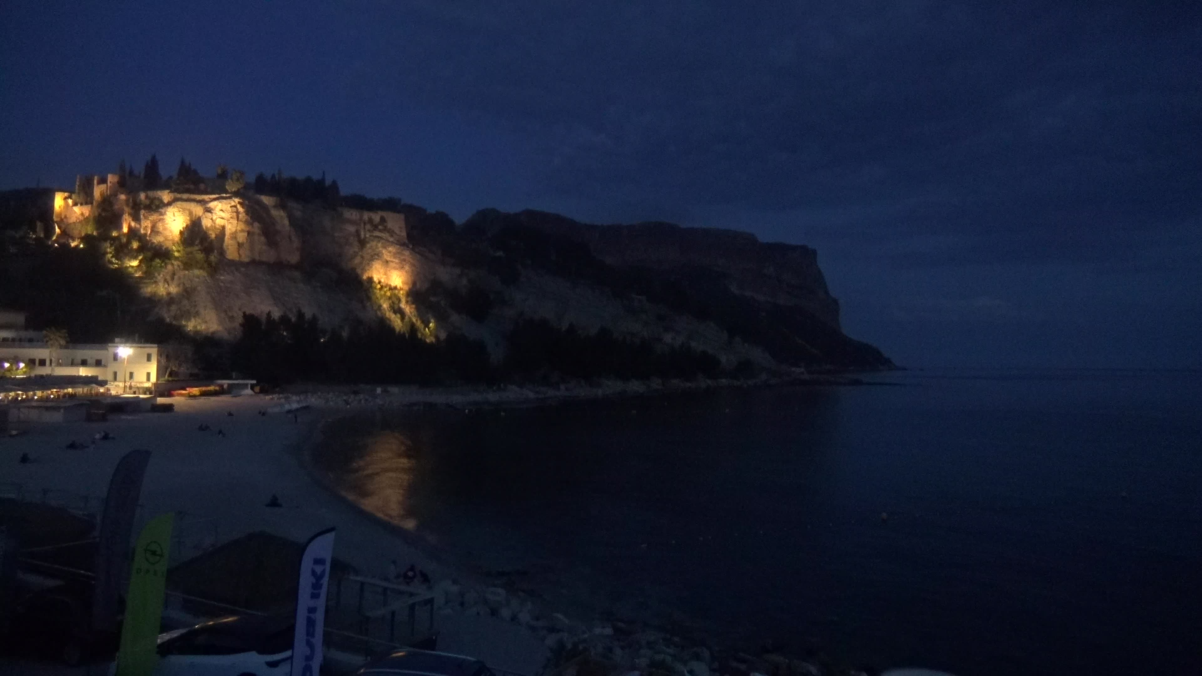 Cassis Jue. 22:32