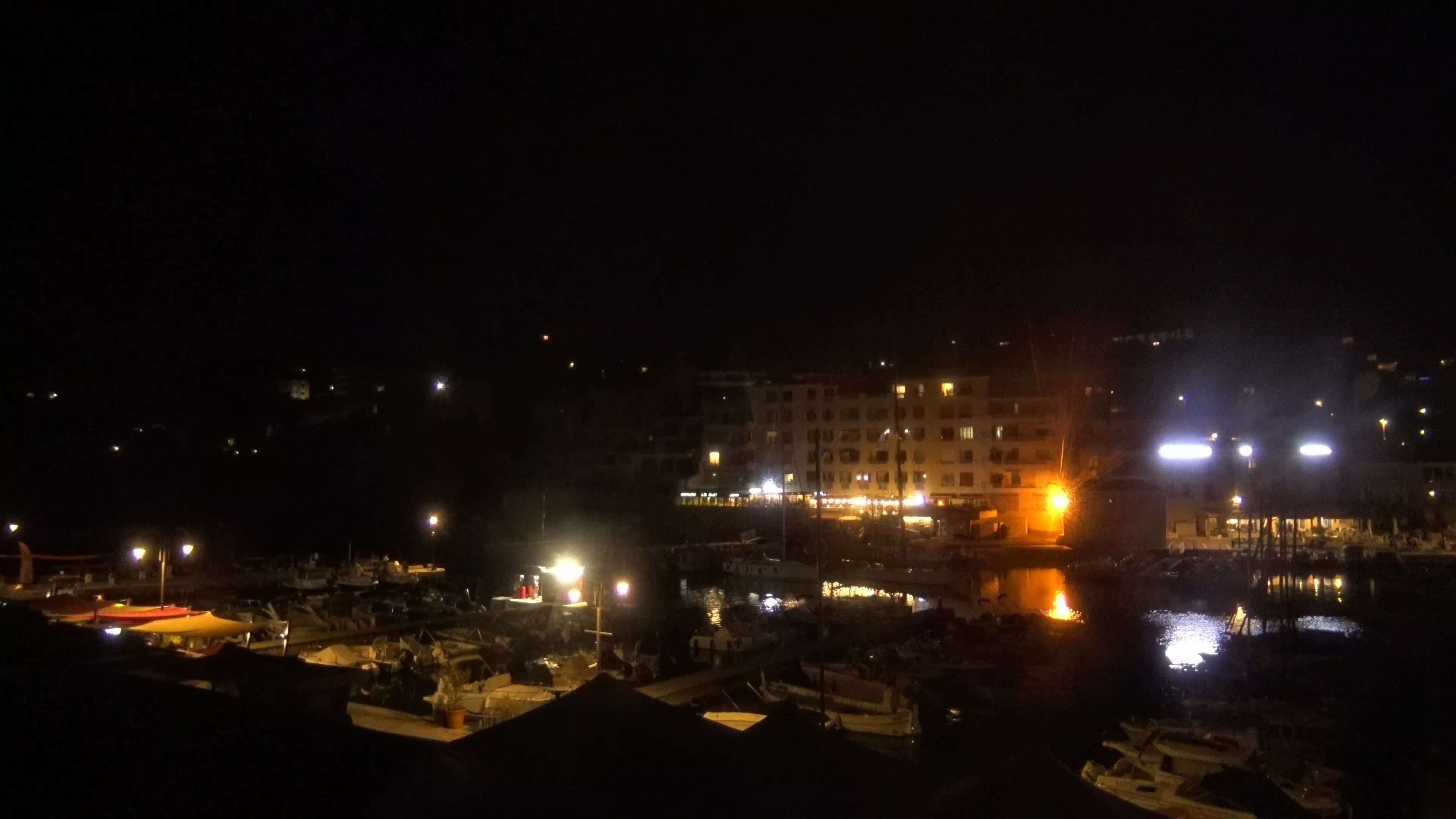 Cassis Wed. 00:32