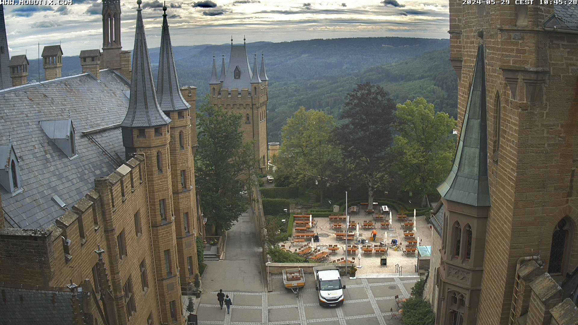 Château des Hohenzollern Di. 10:50