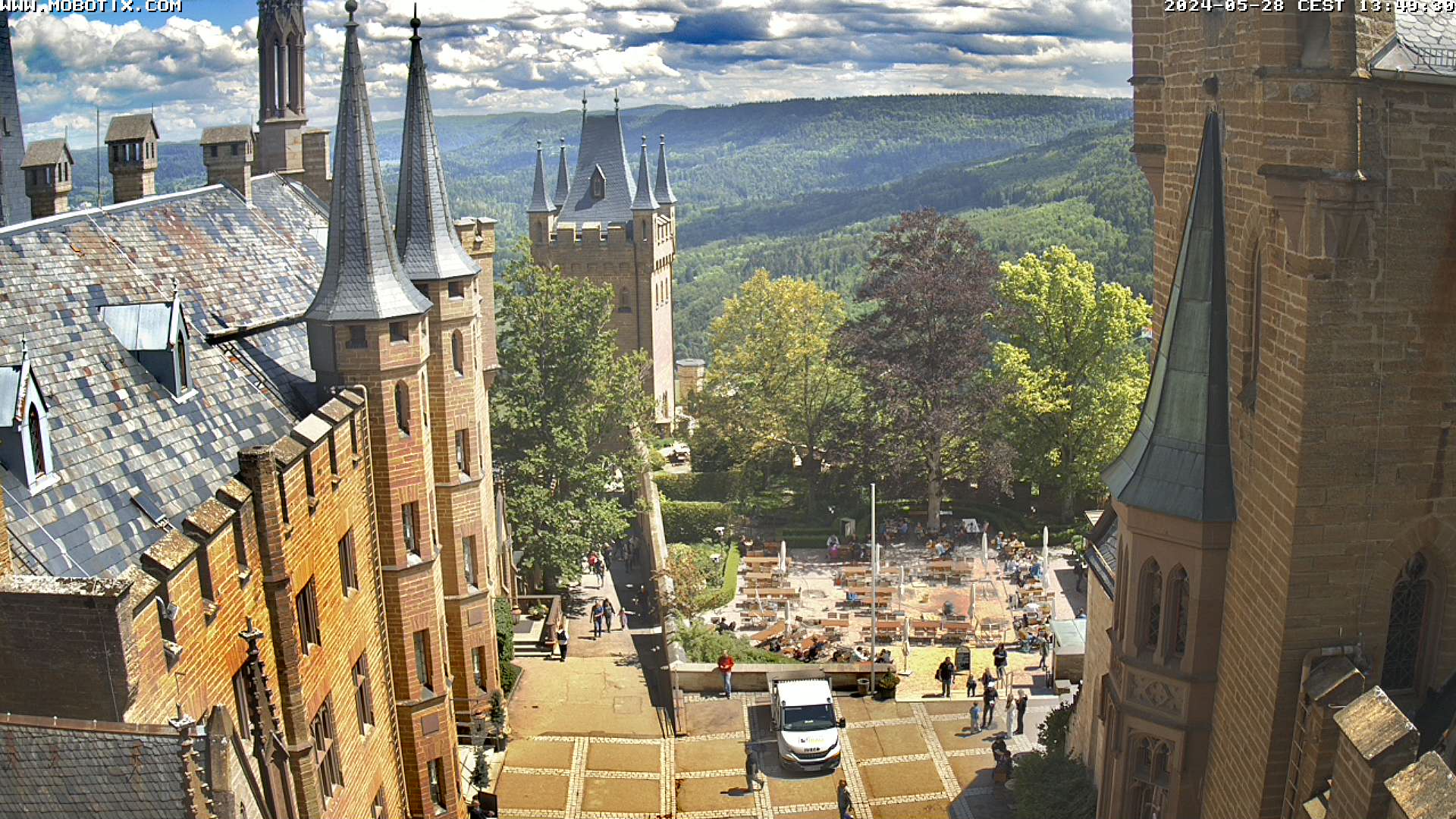 Château des Hohenzollern Sa. 13:50