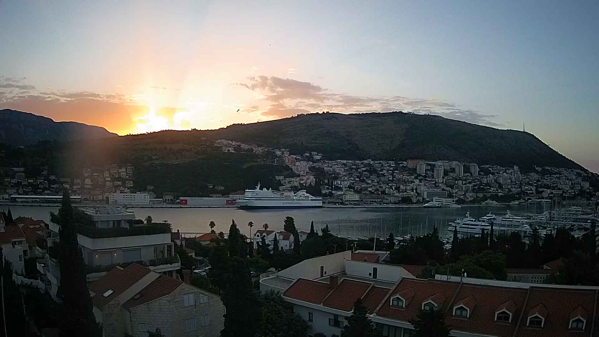 Dubrovnik Thu. 05:32