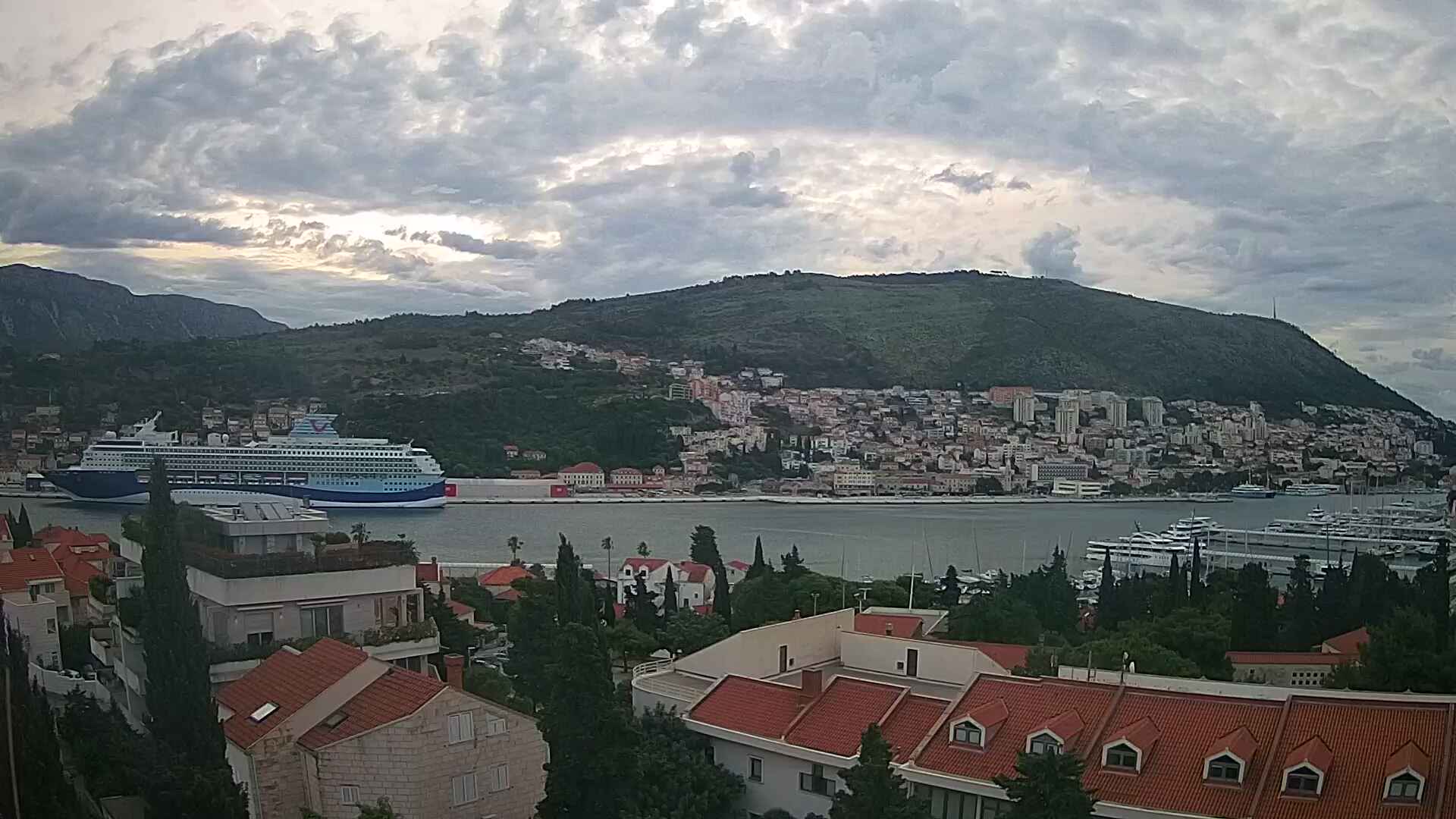 Dubrovnik Søn. 06:31
