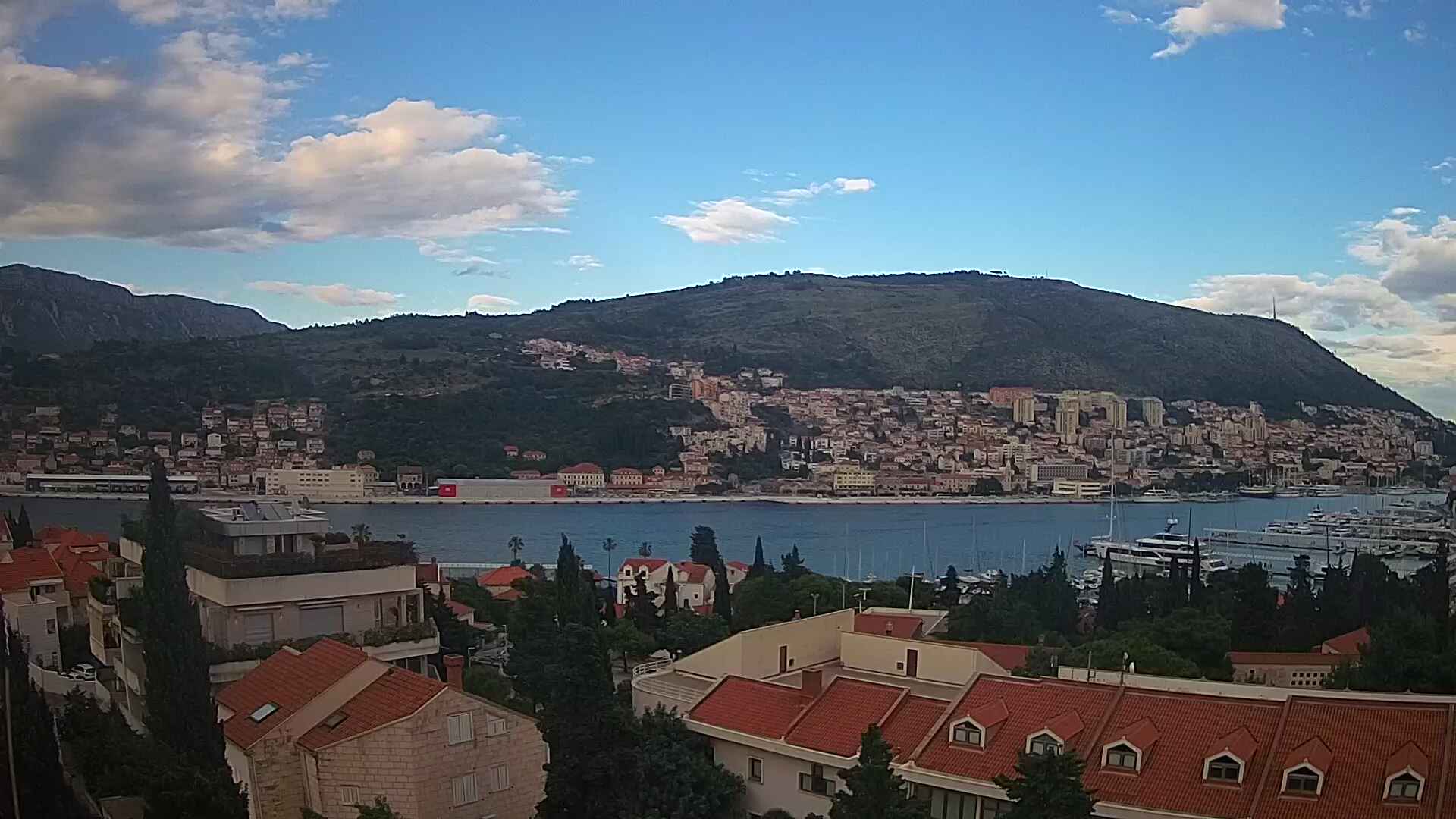 Dubrovnik Wed. 18:31