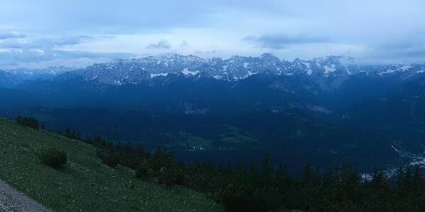 Garmisch-Partenkirchen Mon. 20:46