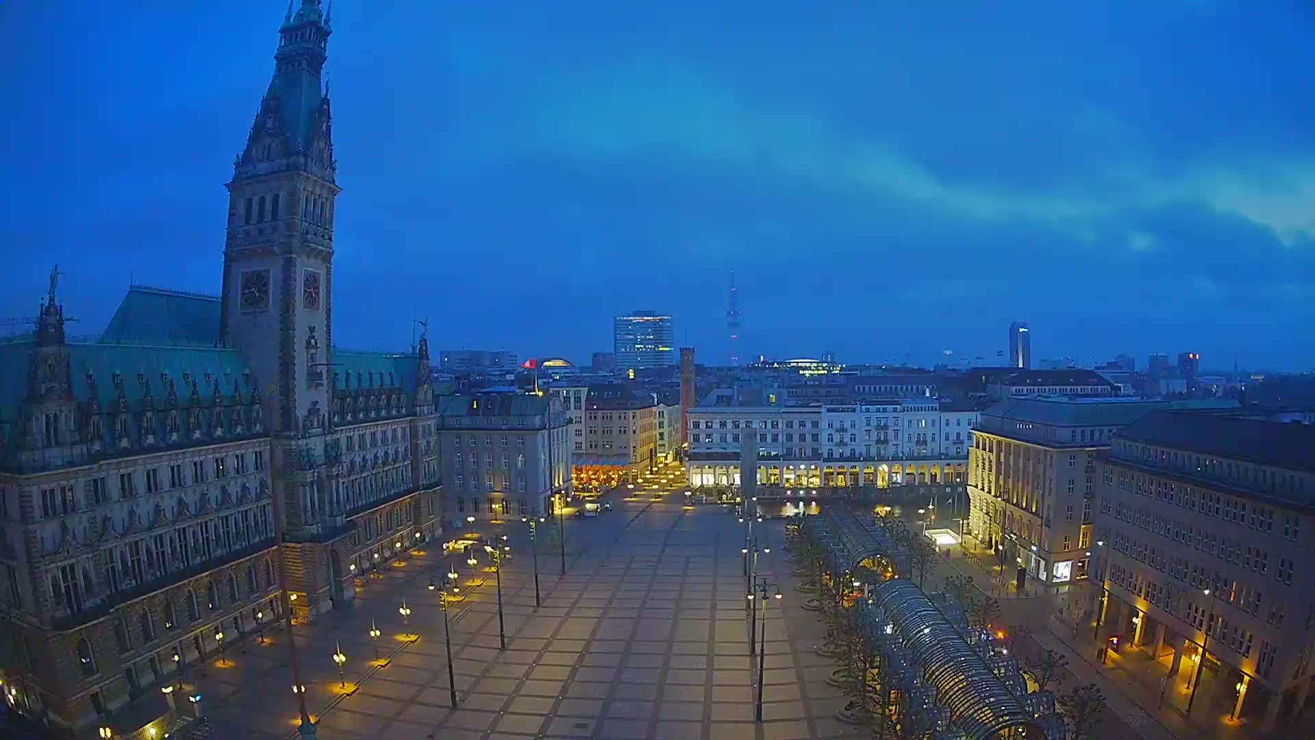 Hamburg Fri. 04:45