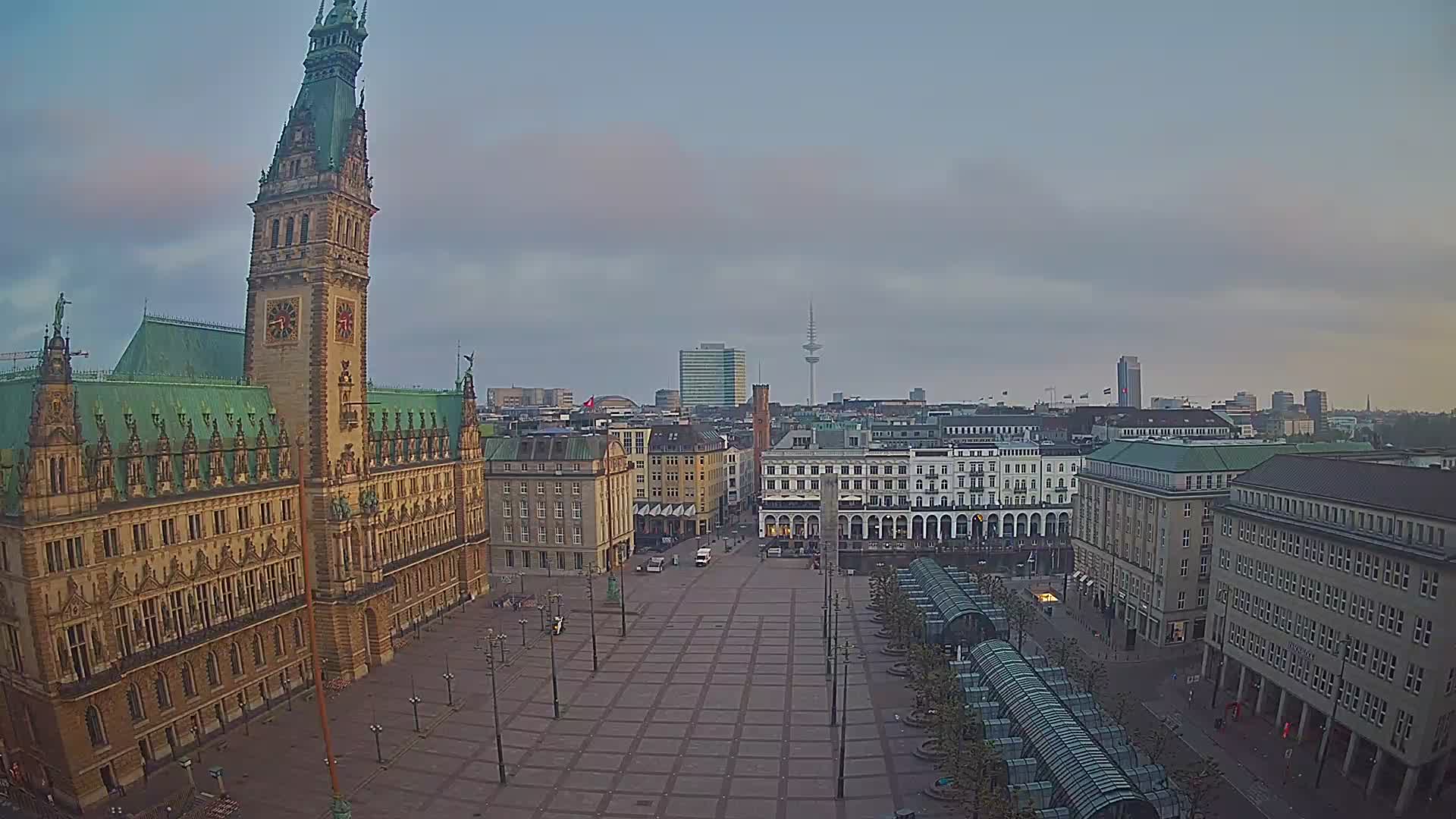 Hamburg Fri. 05:45