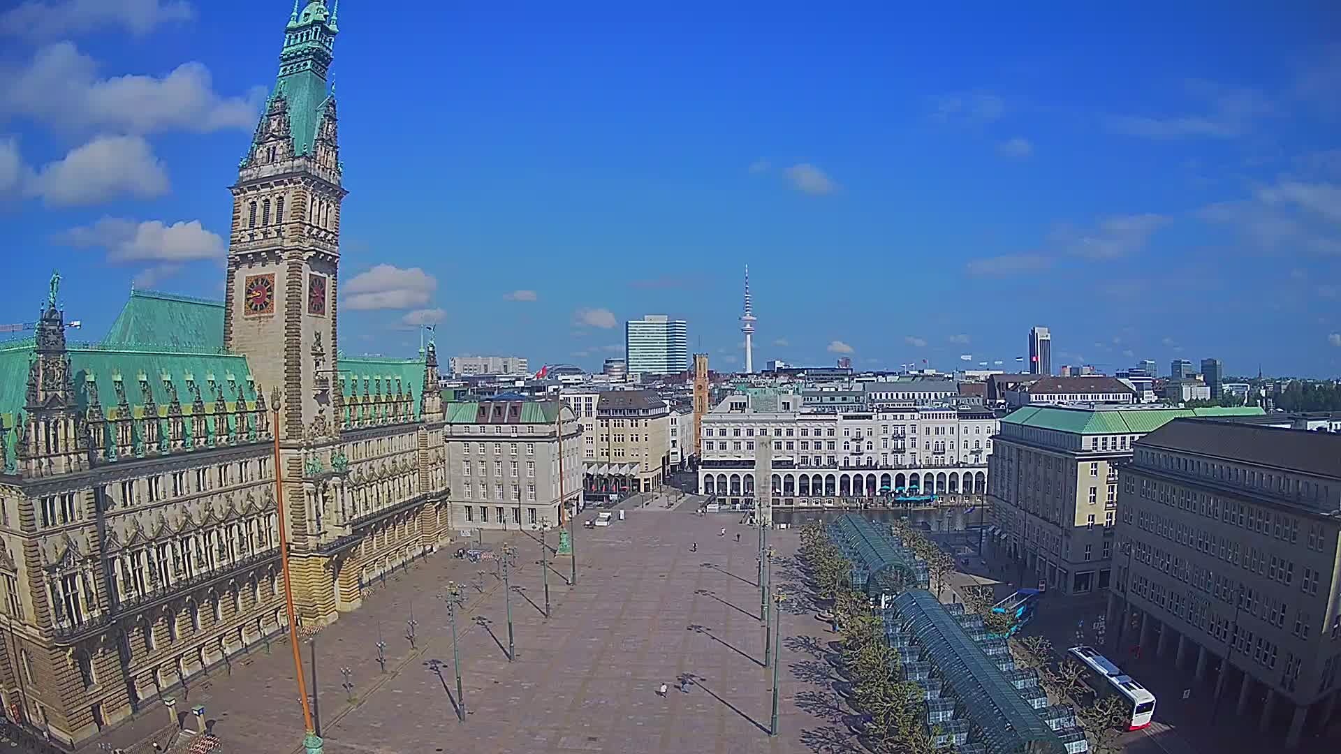 Hamburg Mo. 09:45