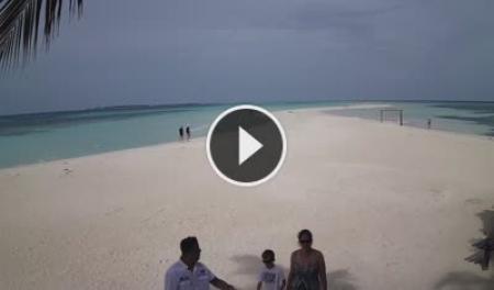 Île de Kuredu (Atoll de Lhaviyani) Ve. 09:21