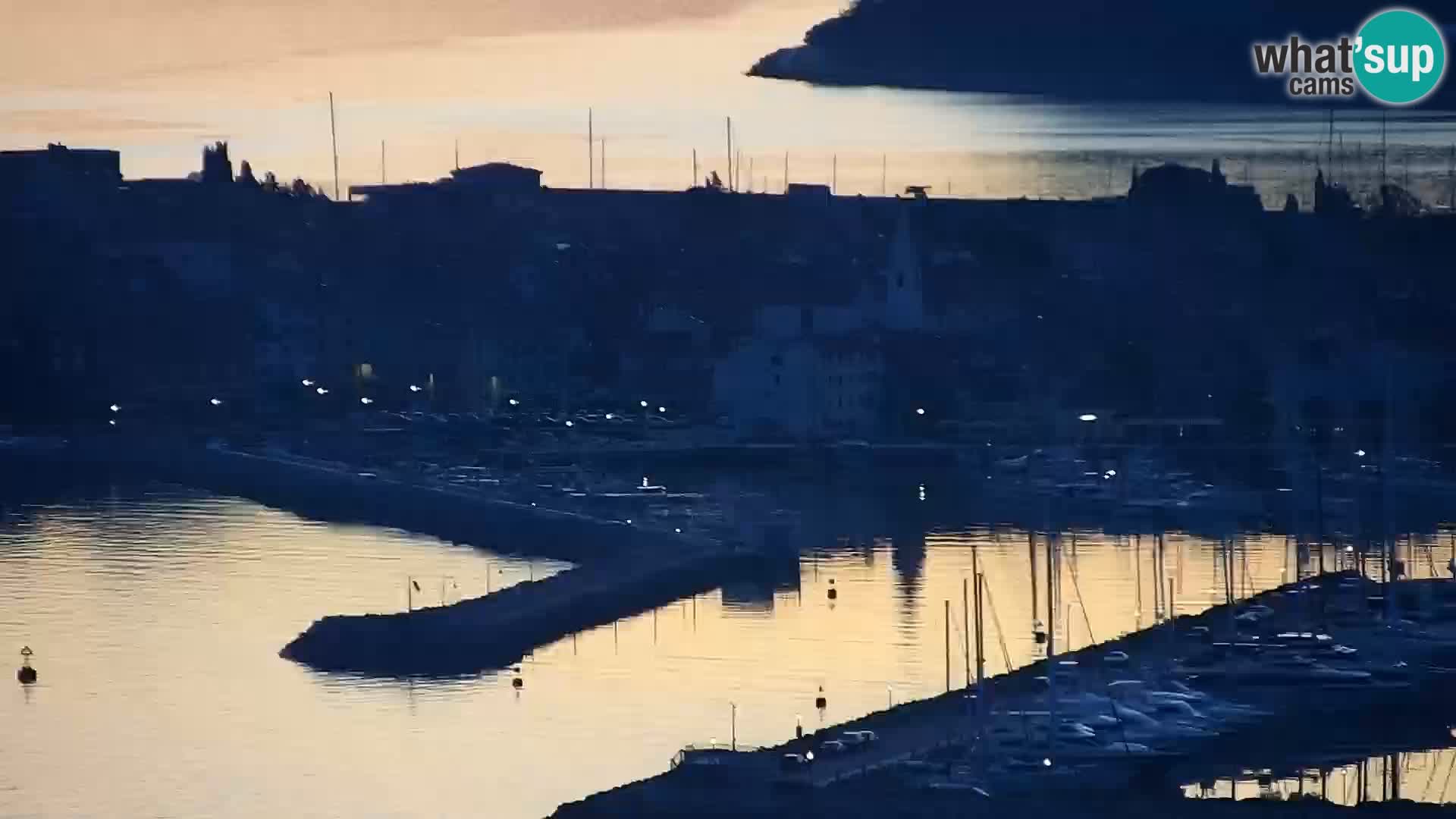 Izola Søn. 05:29
