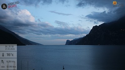 Lago di Garda (Torbole) Dom. 21:11