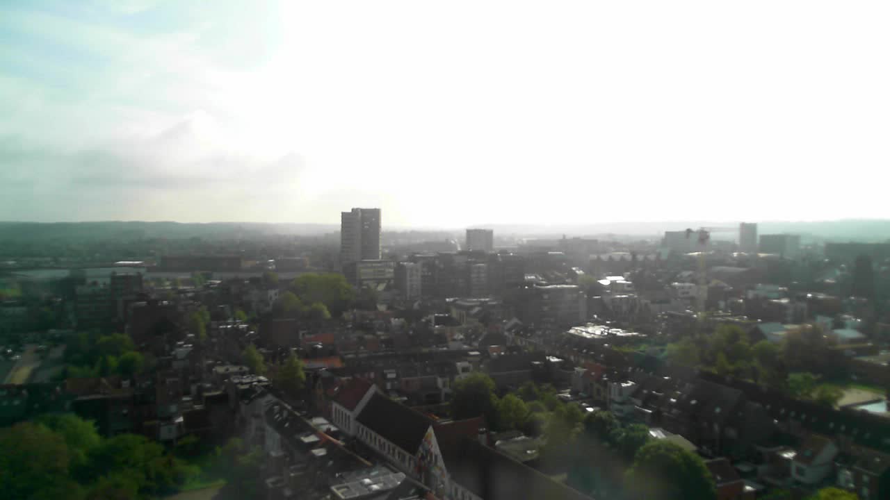 Leuven Mon. 09:32