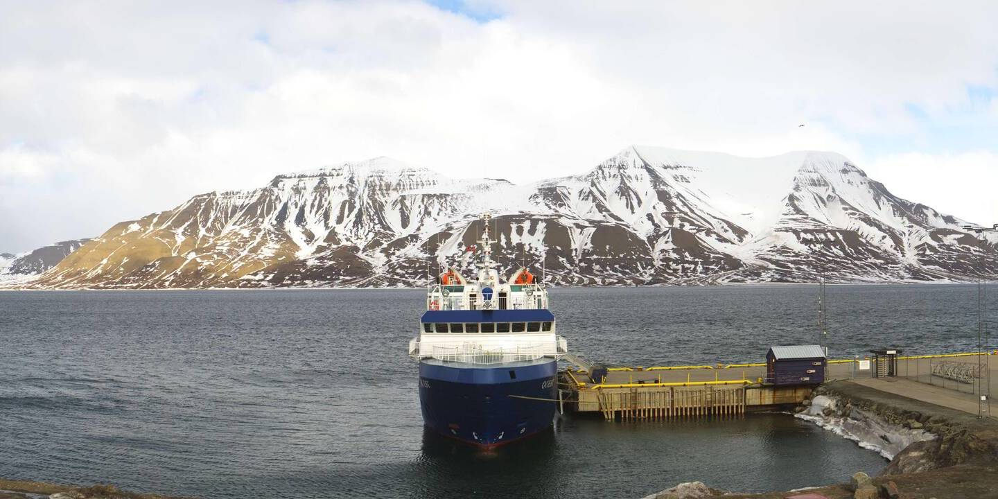 Longyearbyen (Spitsbergen) Thu. 14:50