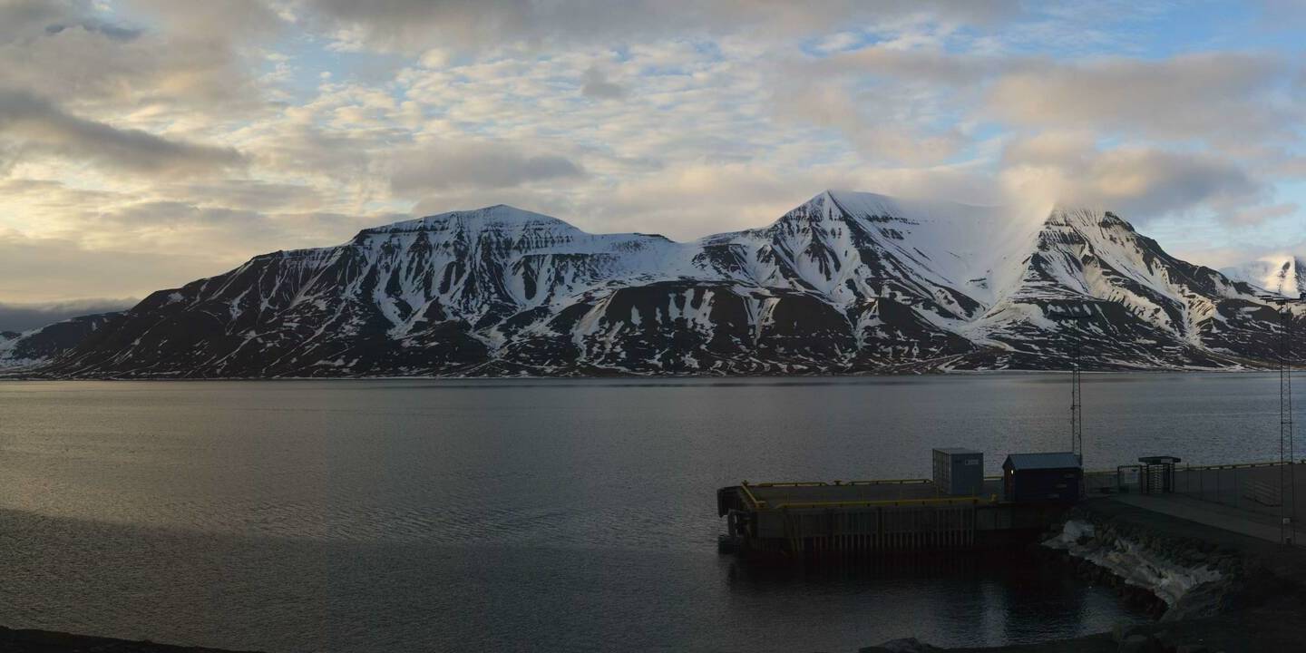 Longyearbyen (Spitzbergen) Do. 22:50