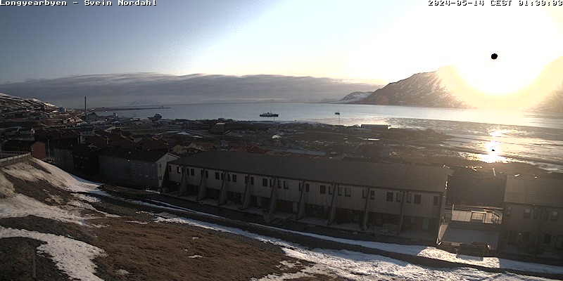 Longyearbyen (Spitzbergen) Mi. 01:54