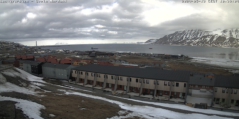 Longyearbyen (Spitzbergen) Mi. 10:54