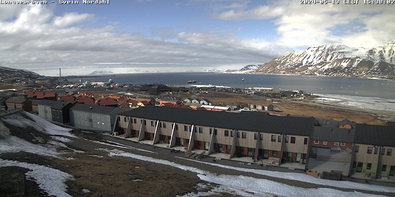 Longyearbyen (Spitzbergen) Mi. 15:54