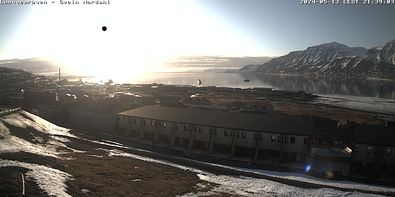 Longyearbyen (Spitzbergen) Mi. 21:54