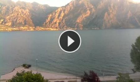 Malcesine (Lago de Garda) Jue. 06:28