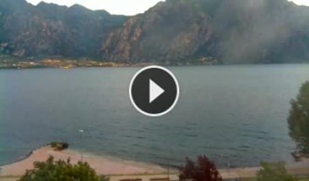 Malcesine (Lake Garda) Mon. 05:29