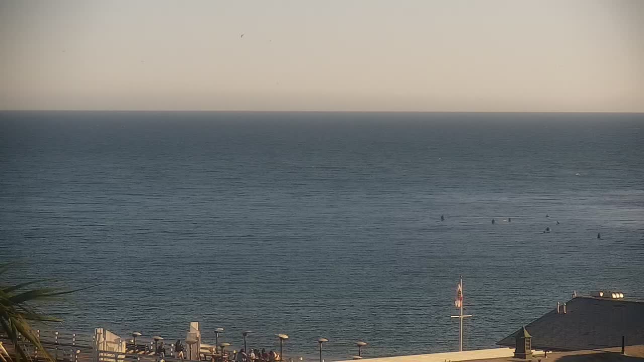 Malibu Beach, California Tue. 17:52