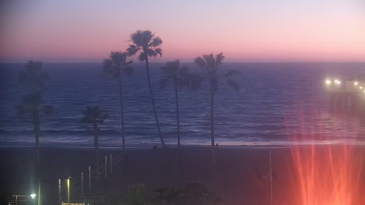 Manhattan Beach, California Sun. 19:52
