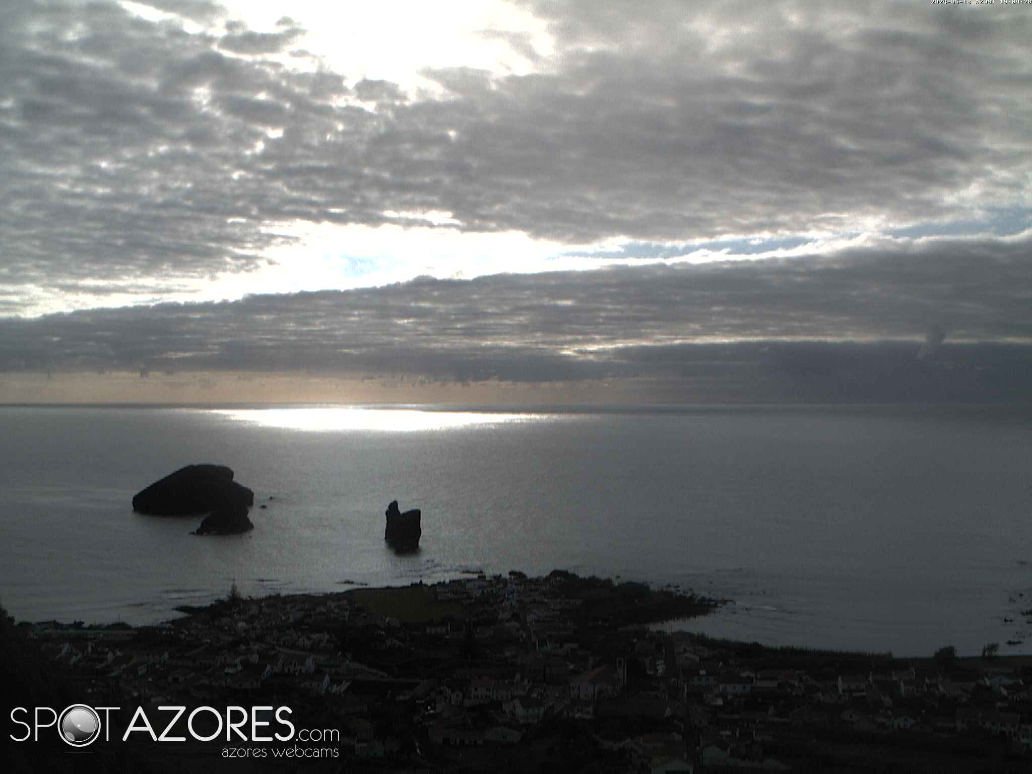Mosteiros (Azoren) Ons. 19:05