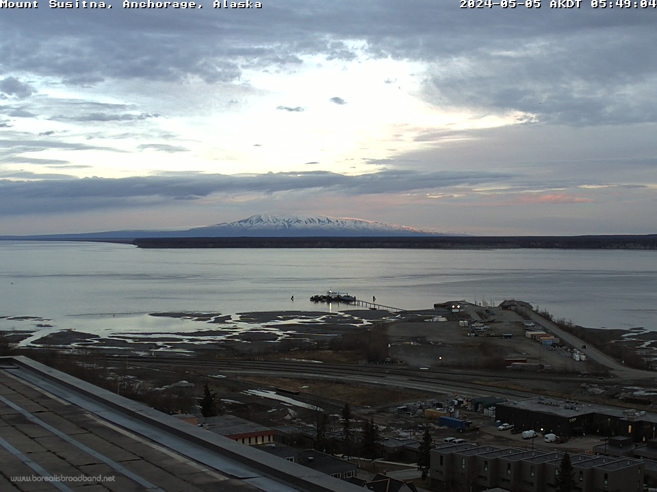 Mount Susitna, Alaska Dom. 05:49