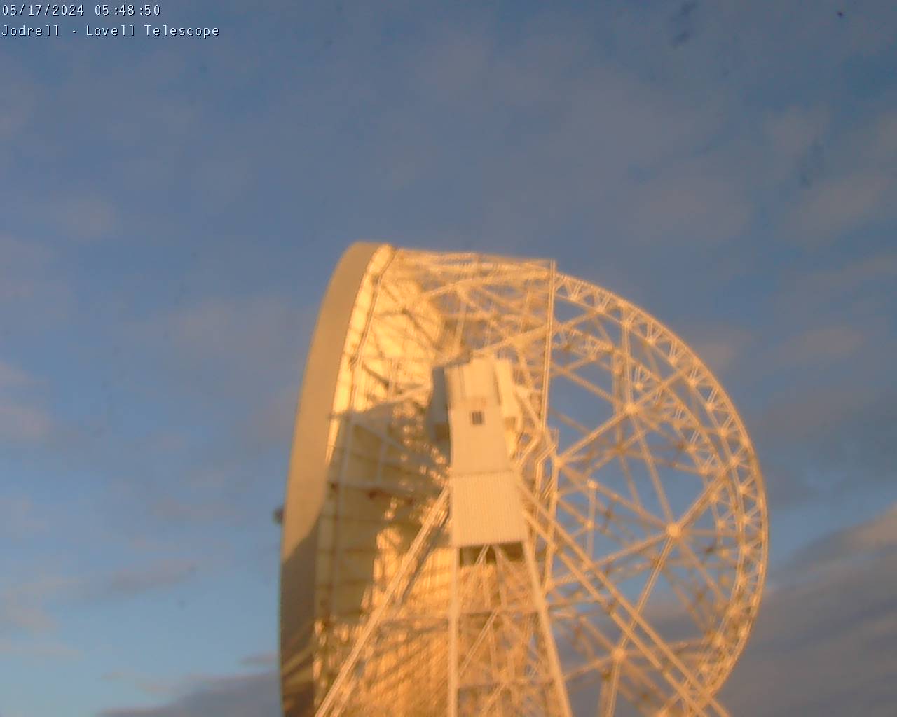 Observatoire de Jodrell Bank Sa. 05:49