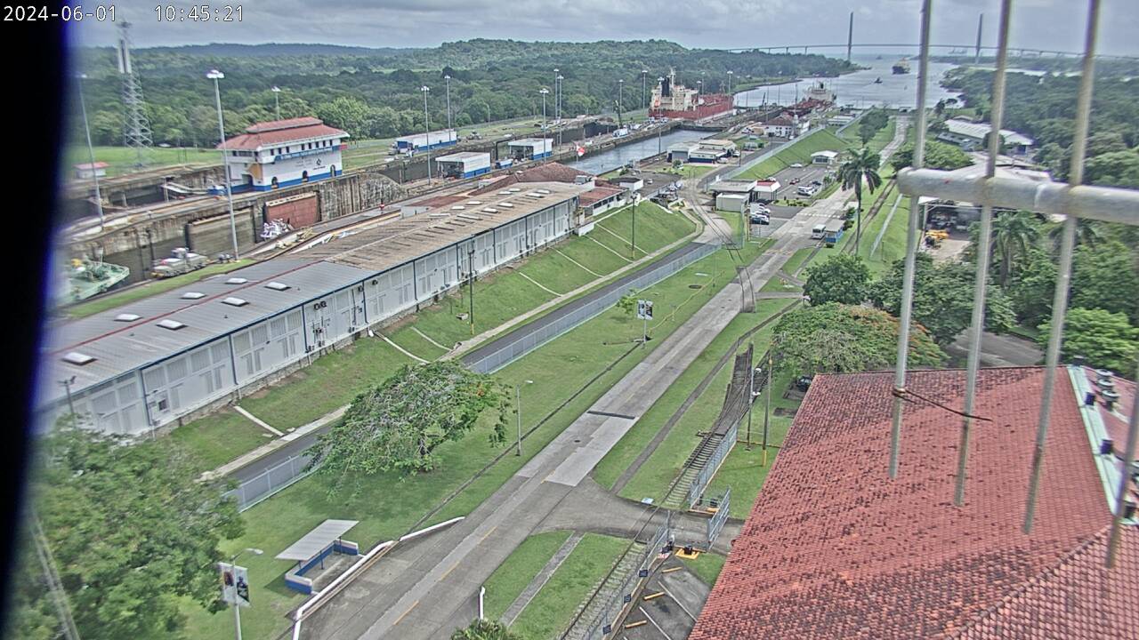 Panama Canal Wed. 10:47