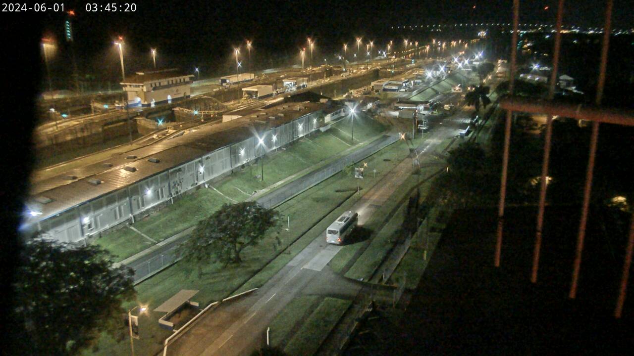 Panamakanal Lør. 03:47