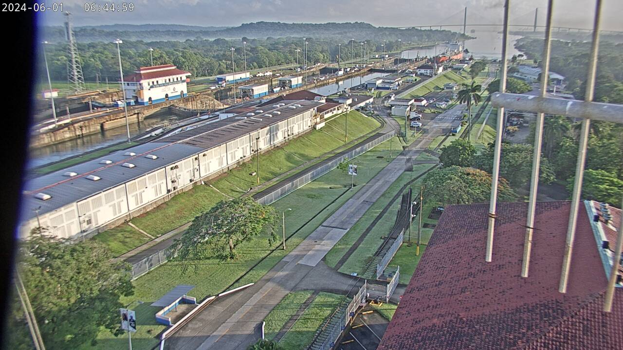 Panamakanal Mi. 06:47