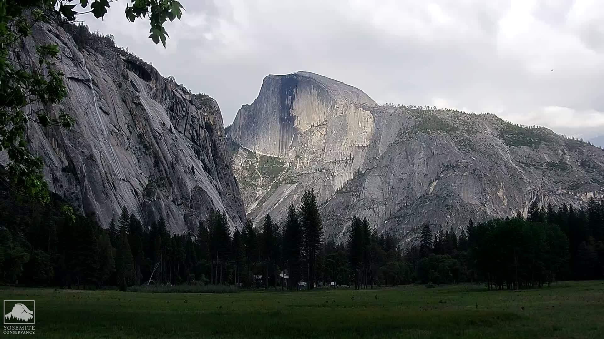Parco Nazionale di Yosemite, California Mer. 18:45