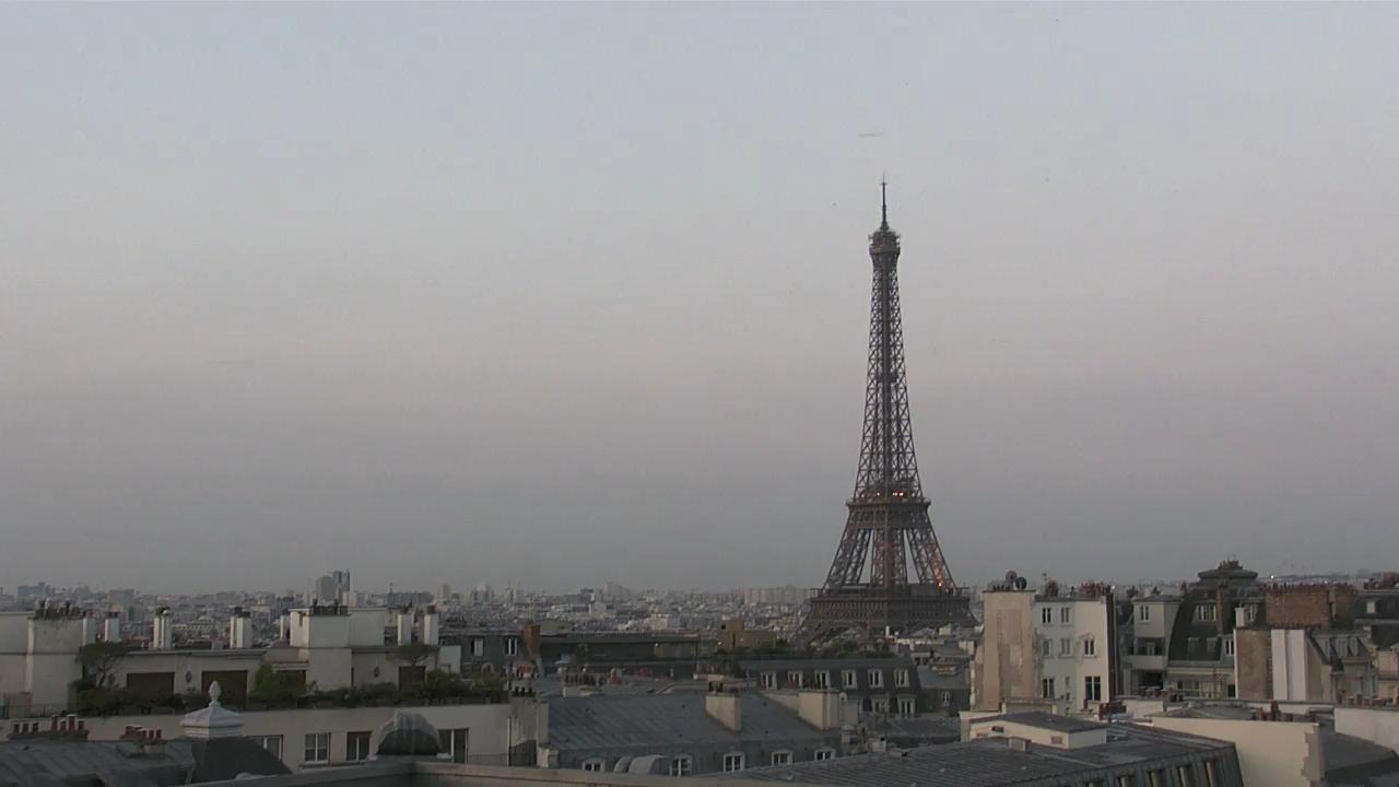 Parigi Ven. 05:59