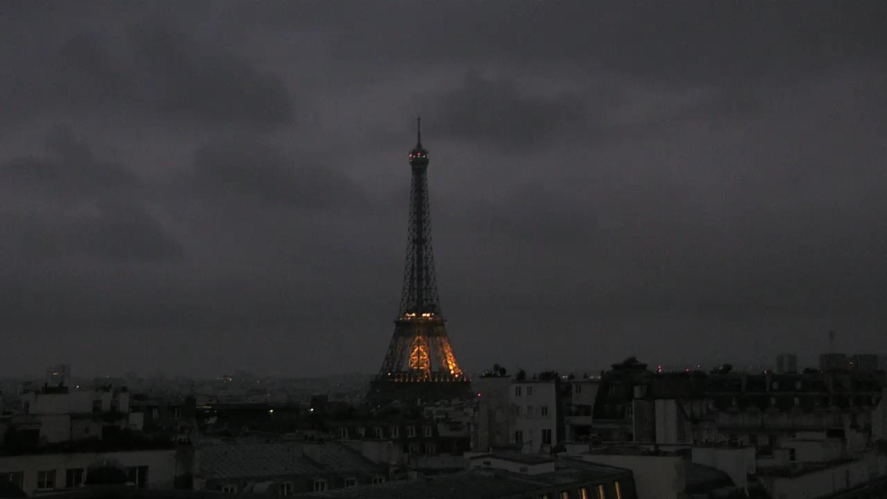 Paris Thu. 05:00