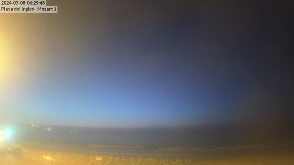 Playa del Ingles (Gran Canaria) Man. 06:31