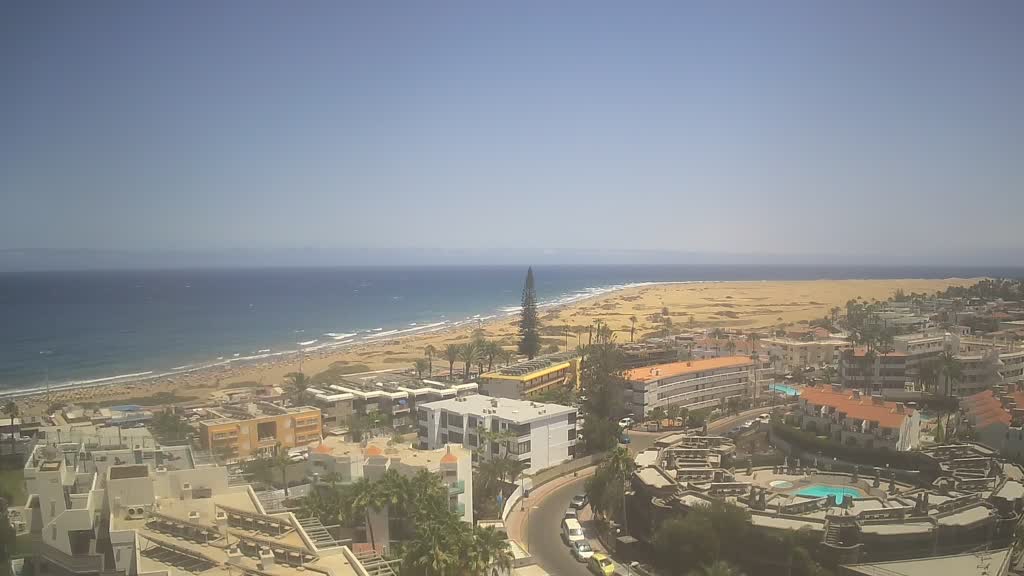 Playa del Ingles (Gran Canaria) Thu. 15:31