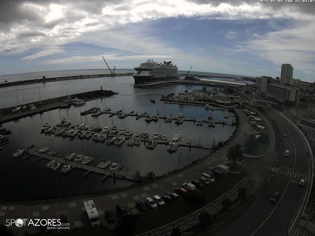 Ponta Delgada (Azores) Thu. 15:05