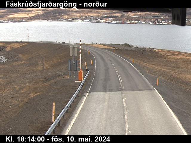 Reyðarfjörður Mon. 18:14