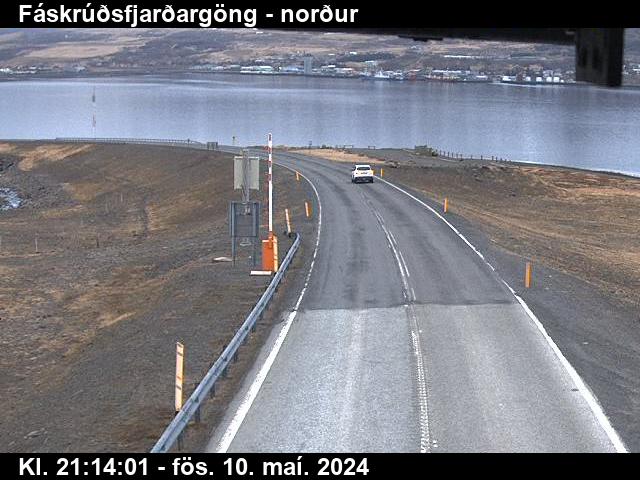 Reyðarfjörður Mon. 21:14